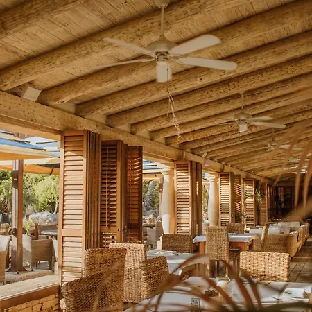 אתר נופש Desert Springs