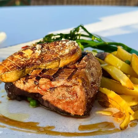 אתר נופש Desert Springs